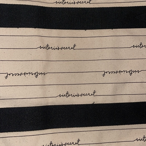 Victoria Secret Tote Bag - Picture 8 of 8